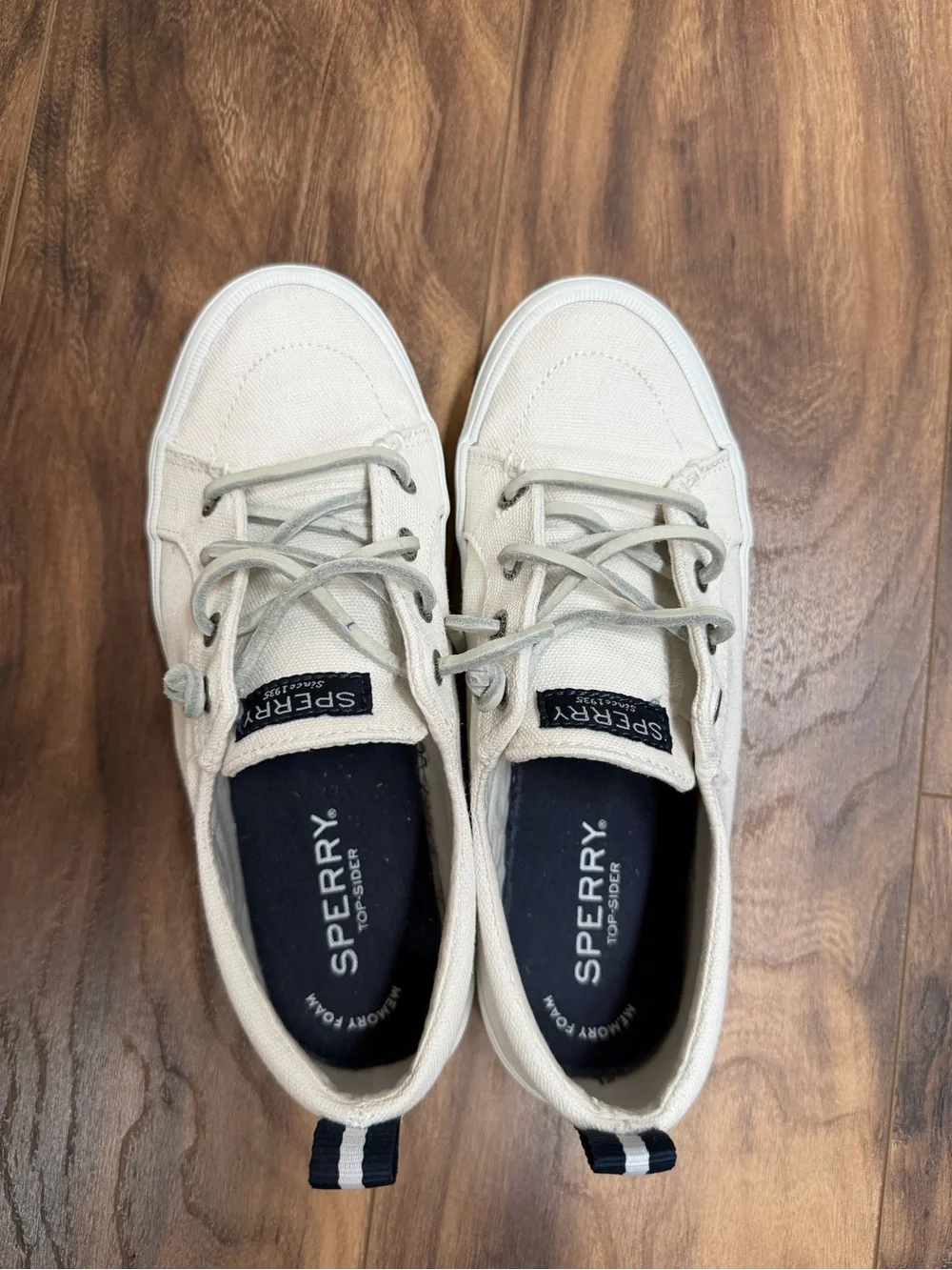 Sperry Canvas Boat Shoes in white 5 size - Picture 2 of 5